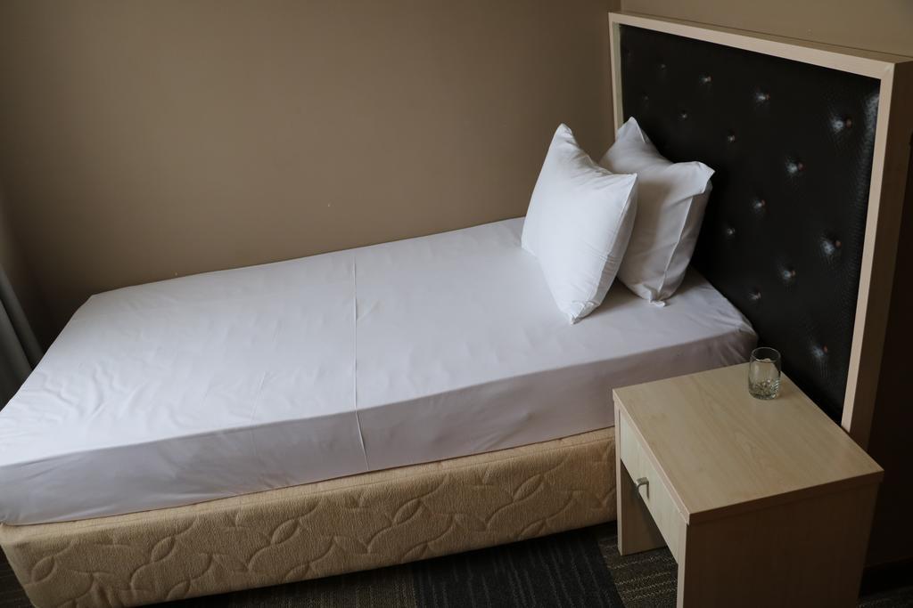 Aktau Hotel Ngoại thất bức ảnh