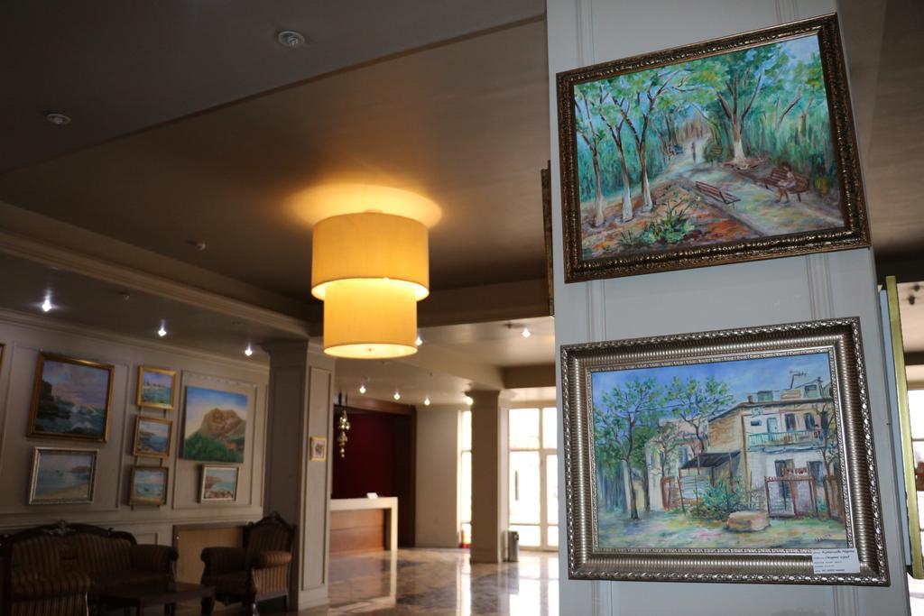 Aktau Hotel Ngoại thất bức ảnh