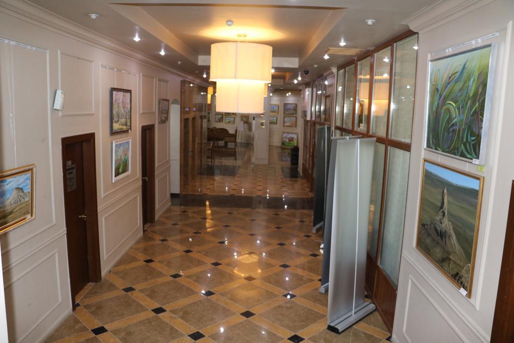 Aktau Hotel Ngoại thất bức ảnh