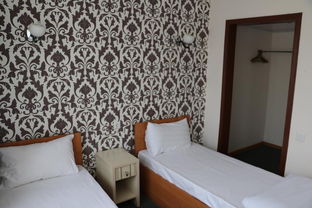 Aktau Hotel Ngoại thất bức ảnh