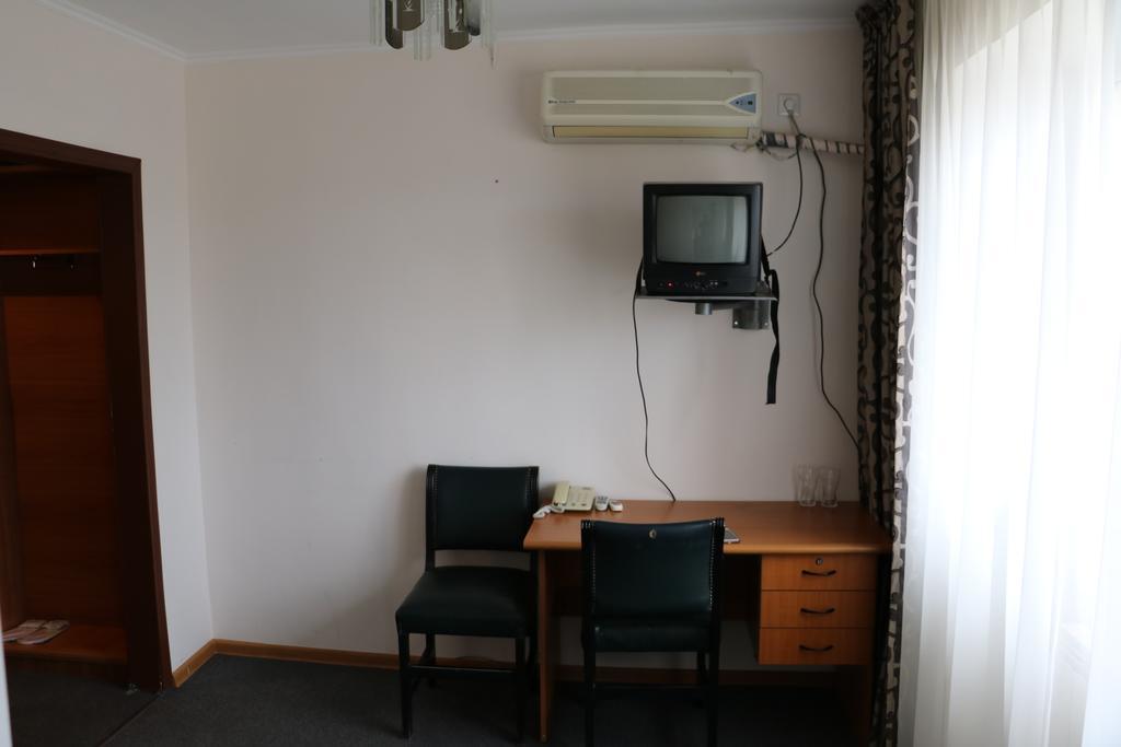 Aktau Hotel Ngoại thất bức ảnh