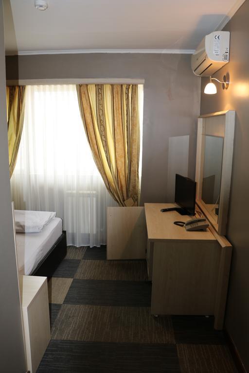 Aktau Hotel Ngoại thất bức ảnh