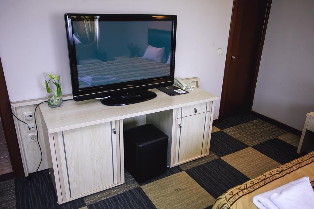 Aktau Hotel Ngoại thất bức ảnh