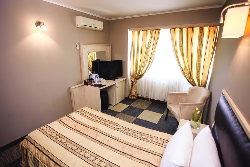 Aktau Hotel Ngoại thất bức ảnh